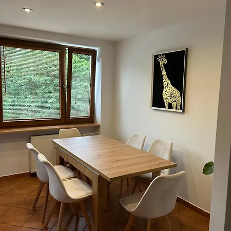Apartament Apartament *